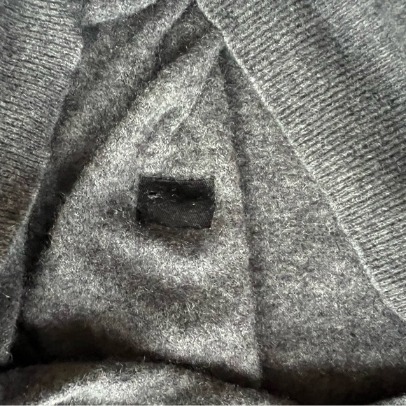 Men’s 100% Cashmere Crewneck Sweater - Picture 10 of 10